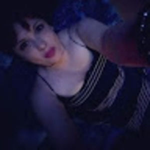 Meet your Posher, Madeline